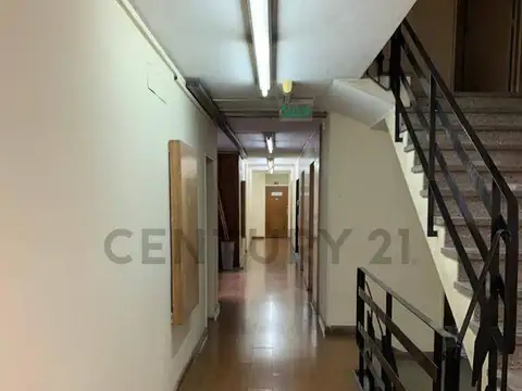 Maipu 400, Piso 0