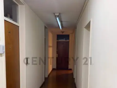 Oficina en Venta en Monserrat, USD 35.000