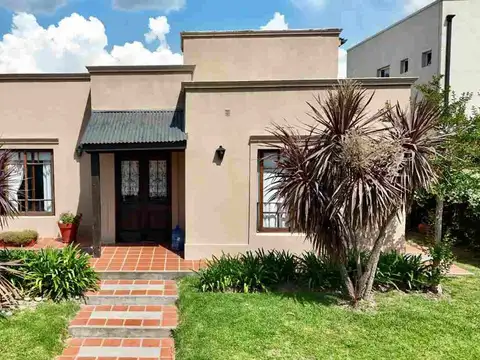 Venta casa en El Hornero 4 amb, apto credito