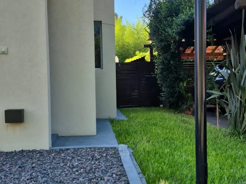 Casa en Venta - California Village