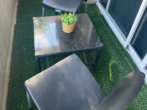 Montevideo 500, Piso Mon