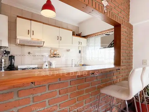 Depto Tipo Casa en Venta con 1 cocheras