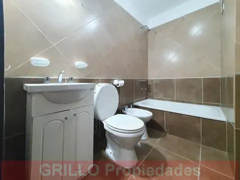Departamento en Alquiler en Villa Luro, $ 580.000