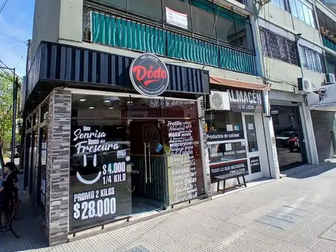 DEPARTAMENTO 3 AMBIENTES EN BECCAR- AV CENTENARIO 
