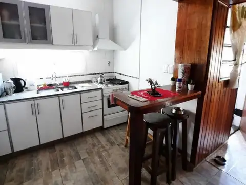 Depto Tipo Casa en Venta en Morón, USD 99.000