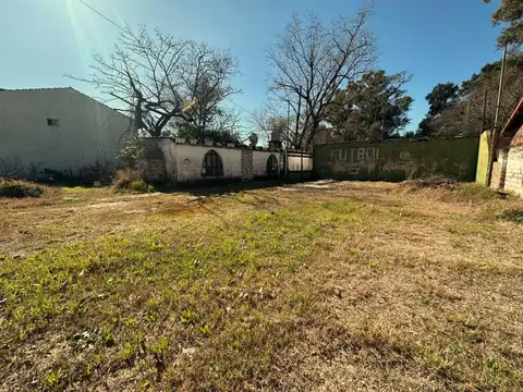 Lote en Venta en Banfield – Zona Residencial