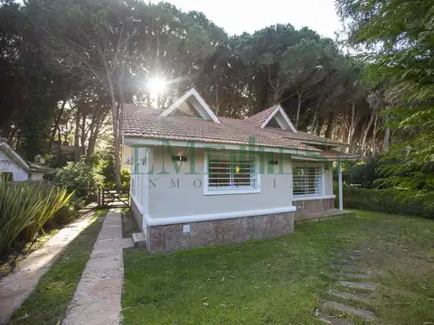 Casa en Venta en Pinamar, USD 198.000