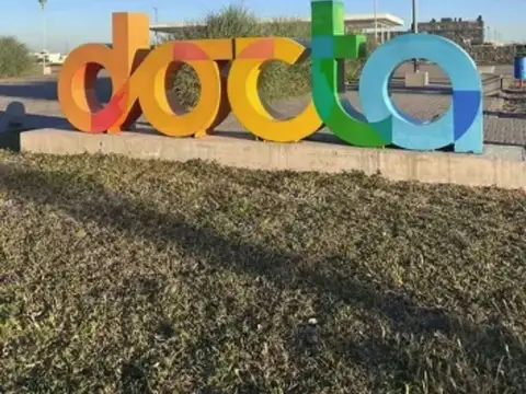 VENTA LOTE 262 m2 APTO DUPLEX DOCTA - FINANCIACION