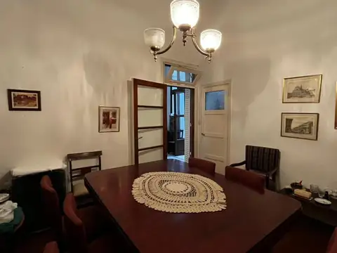 Venta. PH 3 ambientes. Patio. Av. Cordoba 3300. Almagro.