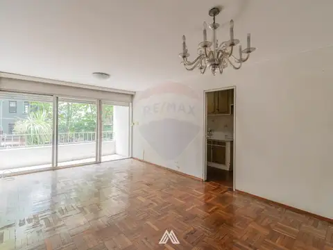 VENTA APARTAMENTO 2 DORMITORIOS Y GARAJE POCITOS