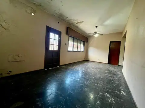 Depto Tipo Casa en Venta 57 años