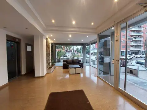 Brandsen esq. Moreno 100