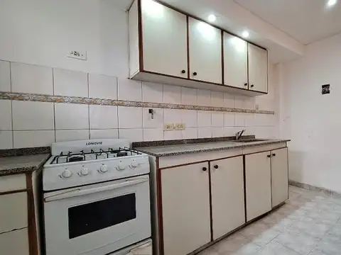 Depto Tipo Casa en Venta con 1 cocheras