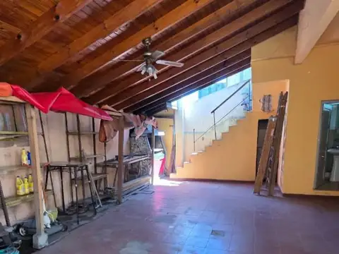 Depto Tipo Casa en Venta 40 años