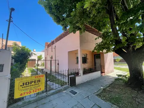 CASA EN VENTA EN BARRIO MALVINAS , BOULOGNE