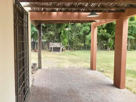 Casa en Venta con 1 cochera
