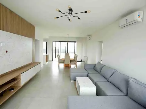 Casa en Venta con cochera