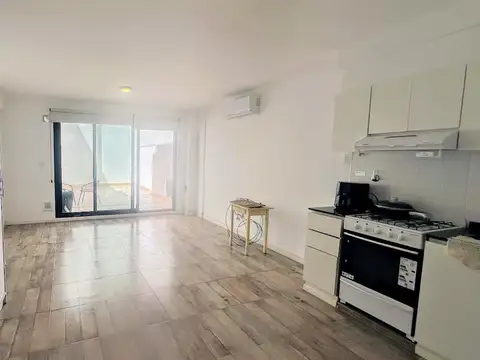 Avenida Directorio 3800, Piso PB