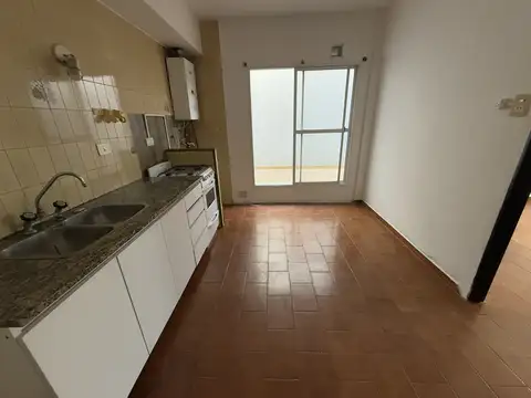 Depto Tipo Casa 3 ambientes con 1 baño