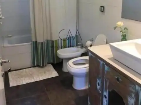 Los Tobas & Las Margaritas, B7600 Mar del Plata, Provincia de Buenos Aires, Argentina, Mar Del Plata, Buenos Aires, Argentina.