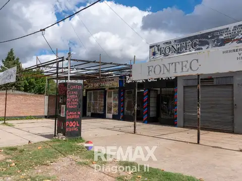 CASA Y LOCALES EN VENTA EN ROMERO