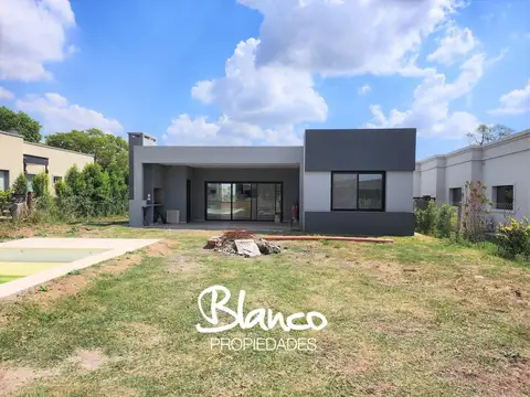 Casa en Venta en Pilar Del Este, Countries y Barrios Cerrados en Pilar