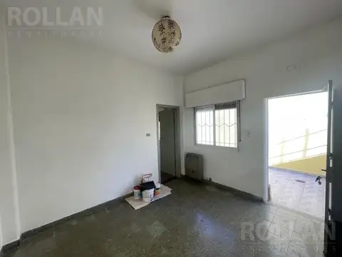 Depto Tipo Casa 2 ambientes con 1 baño