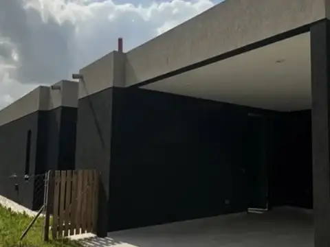 Casa en Venta en El Naudir, USD 254.900
