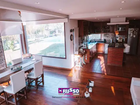 Venta de Quinta 1400m² en Santa Amelia