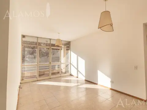 RIVADAVIA al 13400