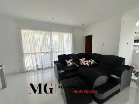 Casa en Alquiler en La Magdalena, USD 3.100