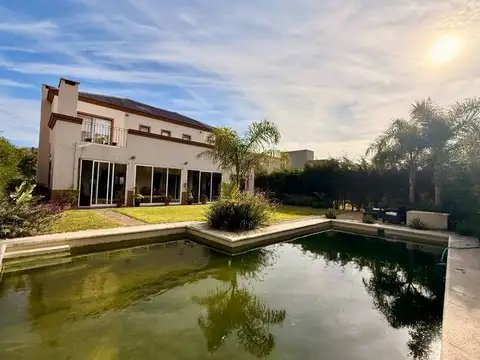 VENTA CASA NUEVO QUILMES BARRIO CERRADO