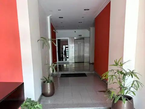 Departamento en venta en Lanús Oeste Apto crédito 100