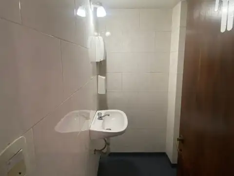 Local en Alquiler en San Justo, $ 900.000