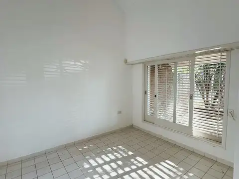 Casa en Alquiler de 3 dormitorios