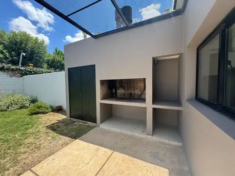 Depto Tipo Casa en Alquiler 6 años