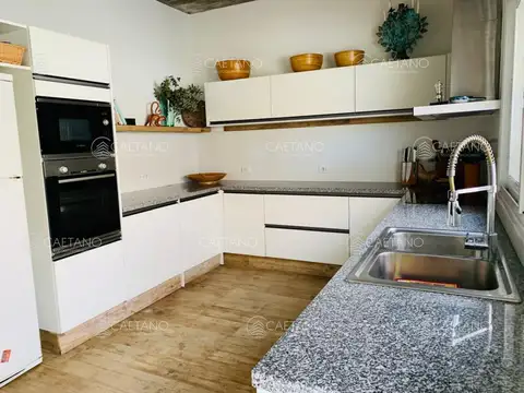Casa en Alquiler Temporal en Punta del Este, USD 40.000