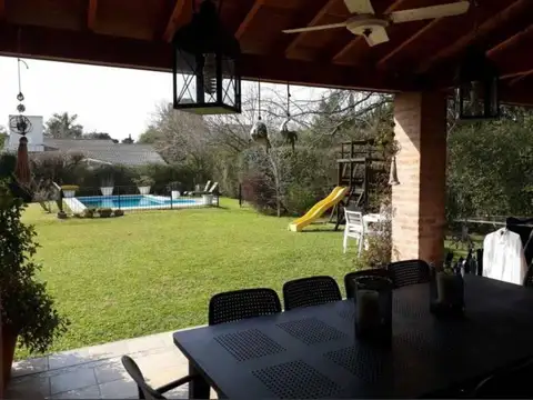 Alquiler Casa - Barrio Privado El Portillo / Pilar