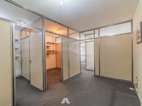 Oficina en Venta 55 años