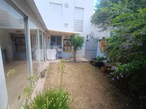Depto Tipo Casa en Venta de 1 dormitorio