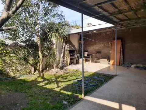 Depto Tipo Casa en Venta con 1 cocheras