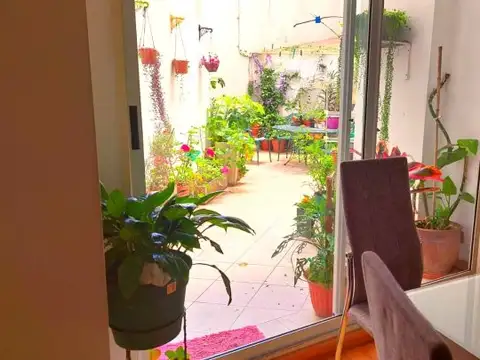 San Juan 2200 , Piso 1