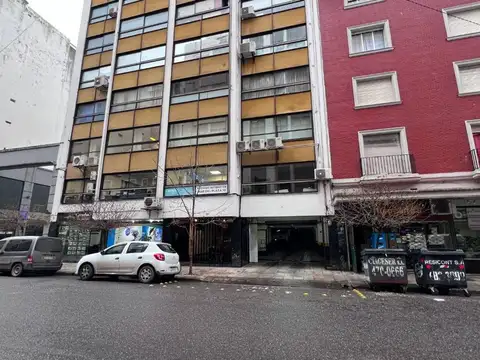 VENTA COCHERA CORRIENTES 1847 7º PISO