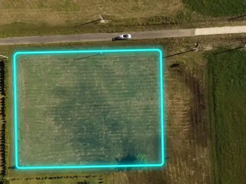 Se vende lote N° 22 en Loteo Estrella de Italia.