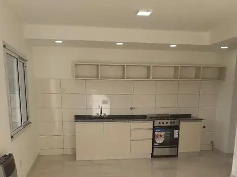 Casa en Alquiler en Roldan, $ 700.000