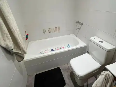 Departamento en Alquiler con 1 cocheras