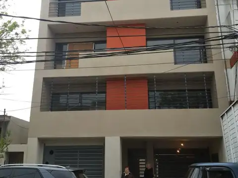 HERMOSO MONOAMBIENTE CON BALCÓN
