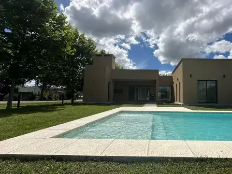 CASA VENTA HARAS DEL II A ESTRENAR 3 DORMITORIOS