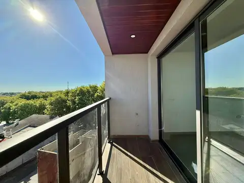 MONOAMBIENTE EN VENTA EN MATADEROS ESTRENAR BALCON