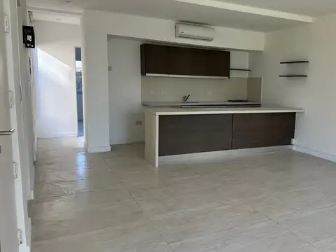 Departamento en Venta con 2 cocheras